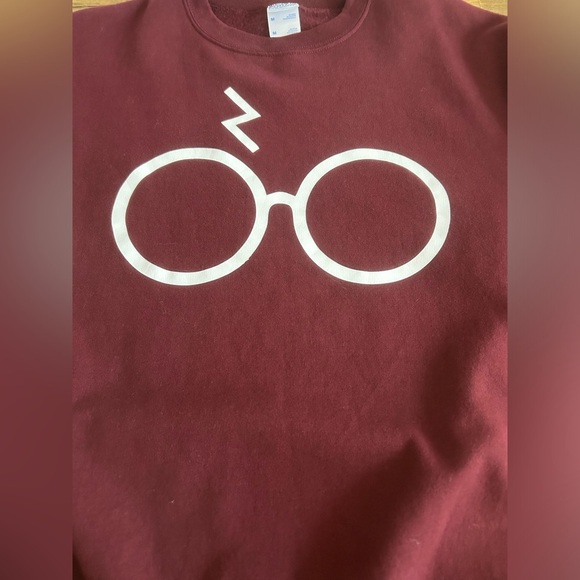 HARRY POTTER Maroon Heavyweight Oversized Sweatshirt w/glasses lightning print - Picture 4 of 7